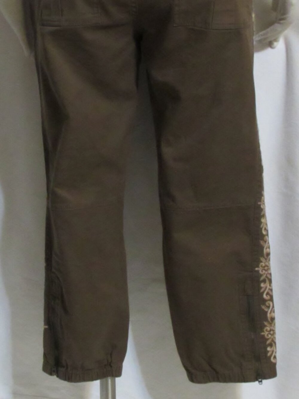NEW Women's Ladies SUNDANCE Brown Stretch Embroidered Fatique Style Pants 6 $148 - Picture 9 of 12